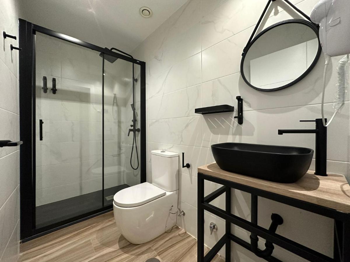 Cc Opera Suites Madrid Exterior foto