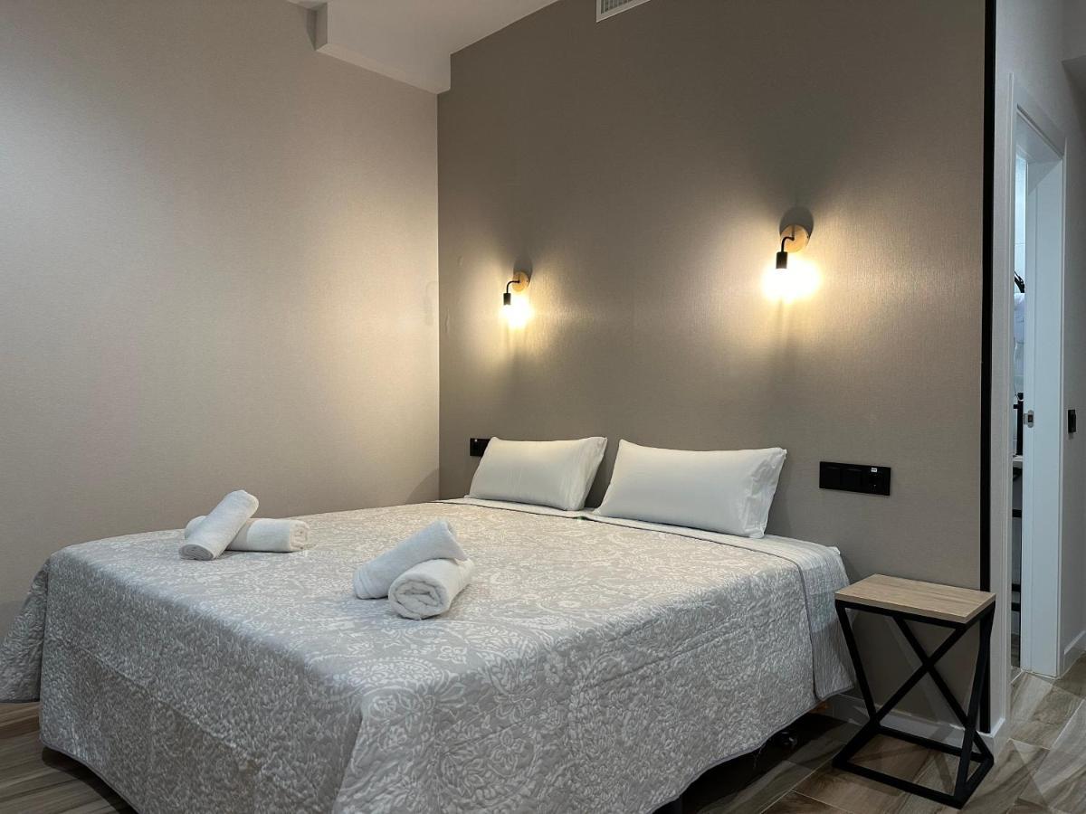 Cc Opera Suites Madrid Exterior foto