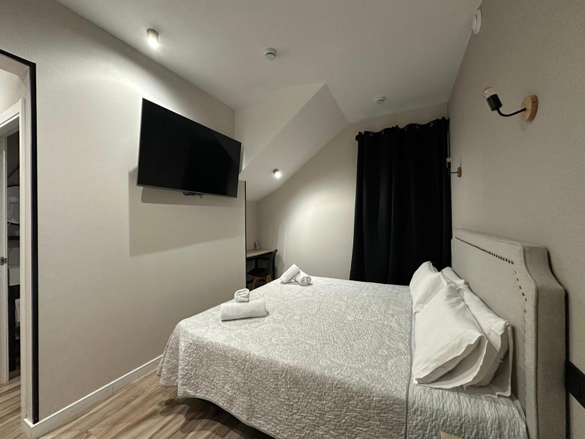 Cc Opera Suites Madrid Exterior foto