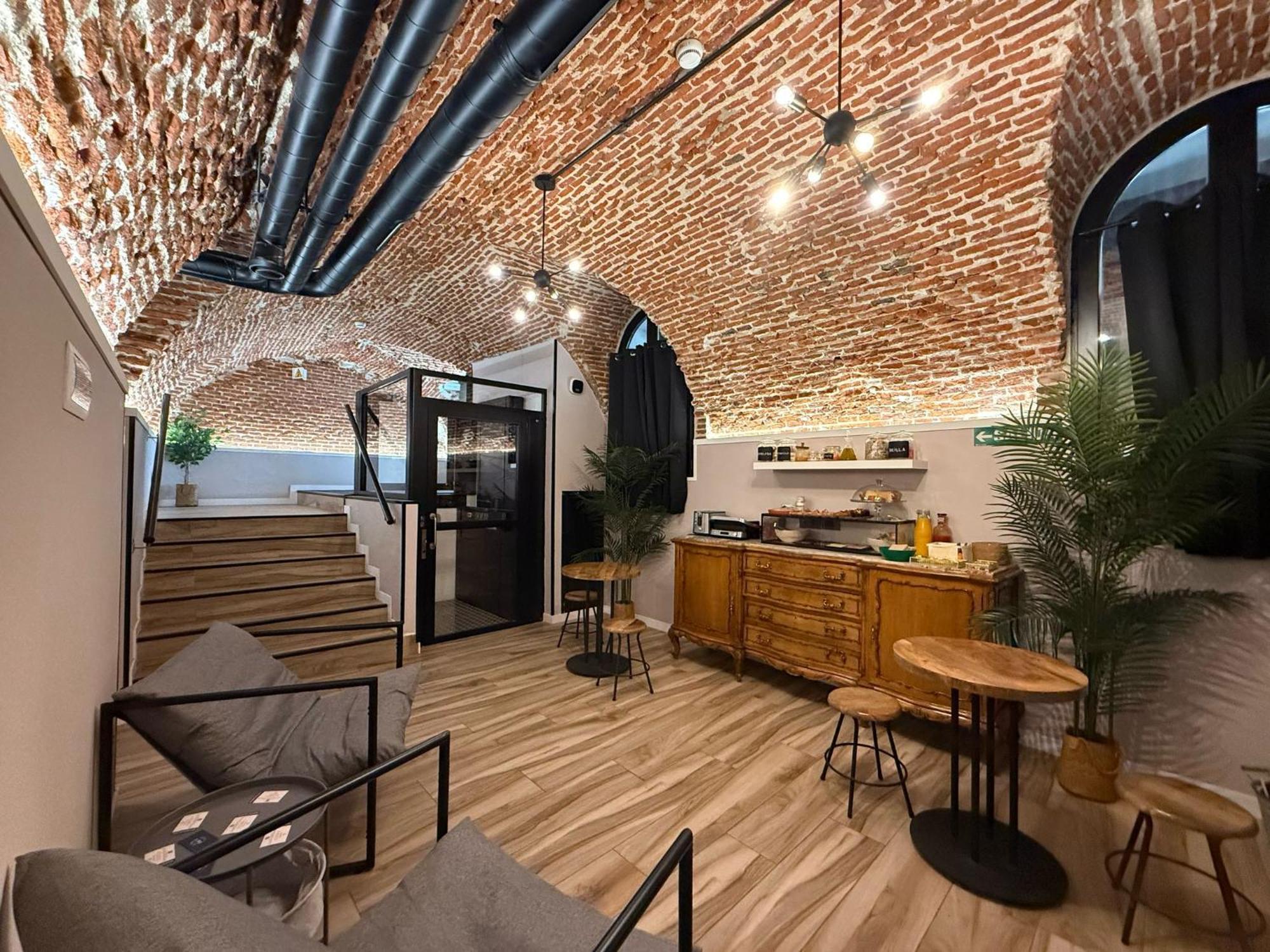 Cc Opera Suites Madrid Exterior foto