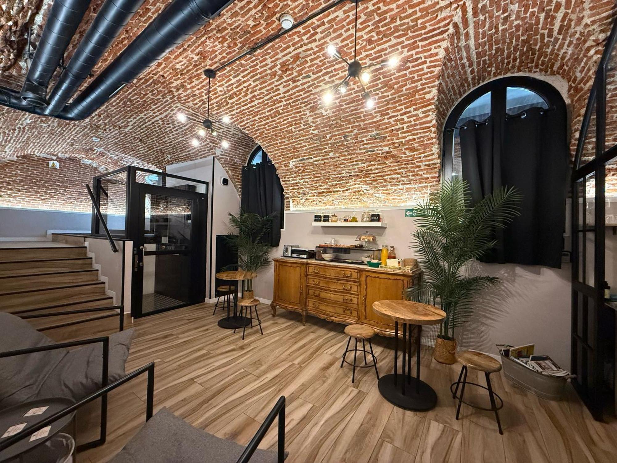 Cc Opera Suites Madrid Exterior foto